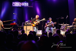 Lee Ritenour with his Band at Porgy & Bess, Vienna